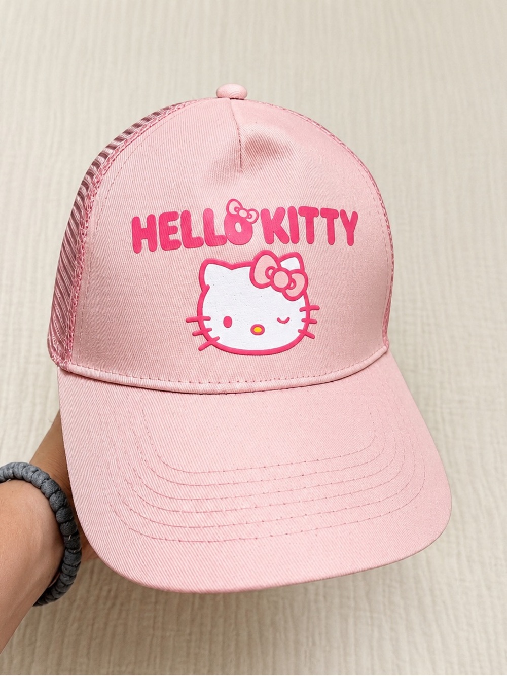 Hello Kitty Girls' Trucker Hat manufactured by Concept One Access NWT